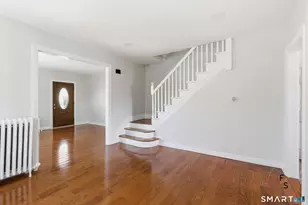 137 Linnmoore St, Hartford, CT 06114 - Photo 24