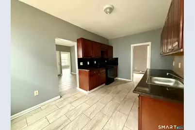 72 Burton Street, Waterbury, CT 06704 - Photo 6