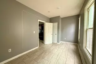 72 Burton St, Waterbury, CT 06704 - Photo 12