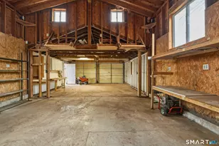 102 Lawler Rd, West Hartford, CT 06117 - Photo 40