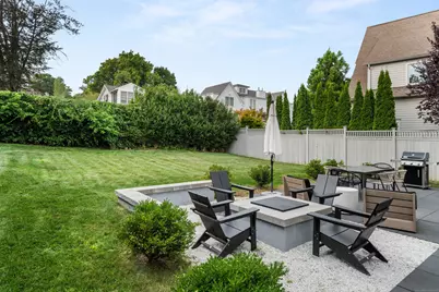 200 Hillspoint Road, Westport, CT 06880 - Photo 34