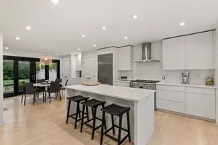 200 Hillspoint Rd, Westport, CT 06880 - Photo 14