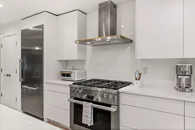 200 Hillspoint Road, Westport, CT 06880 - Photo 16