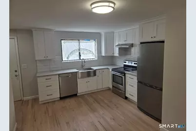 39 Horton Hill Road #8G, Naugatuck, CT 06770 - Photo 2