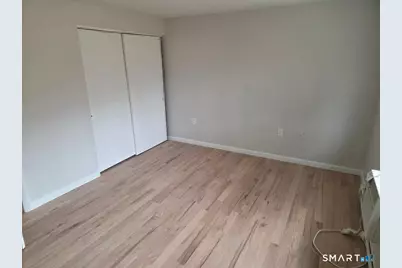 39 Horton Hill Road #8G, Naugatuck, CT 06770 - Photo 8