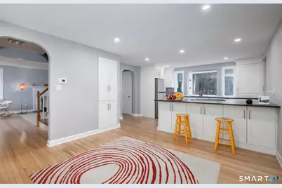 14 Giles Street, Hamden, CT 06517 - Photo 8