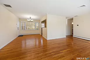 825 Farmington Dr, Cheshire, CT 06410 - Photo 8