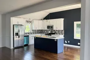 300 Birmingham St, Bridgeport, CT 06606 - Photo 30