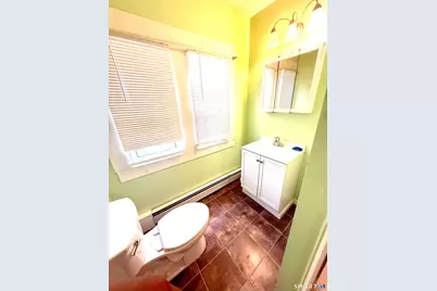 22 Eastwood Avenue, Waterbury, CT 06705 - Photo 18