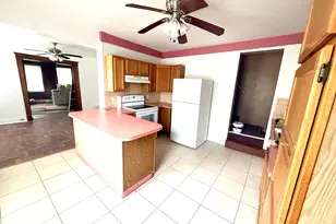 22 Eastwood Ave, Waterbury, CT 06705 - Photo 12