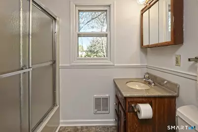 15 Locust Street, Milford, CT 06461 - Photo 20