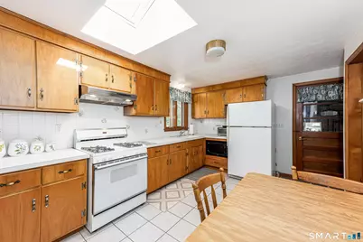 6 Red Brick Lane, North Haven, CT 06473 - Photo 12