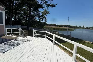 104 Knollwood Dr, Old Saybrook, CT 06475 - Photo 18