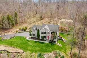 83 Valley Stream Ln, Southbury, CT 06488 - Photo 1