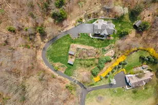 83 Valley Stream Ln, Southbury, CT 06488 - Photo 4