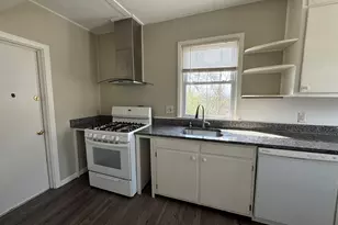 201 Myrtle St, Shelton, CT 06484 - Photo 2