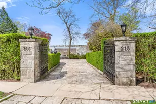 215 Ocean Dr W, Stamford, CT 06902 - Photo 40