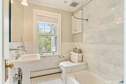 215 Ocean Drive West, Stamford, CT 06902 - Photo 32