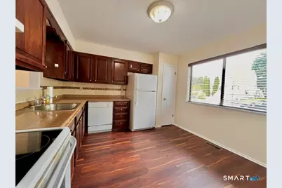 77 Van Buskirk Avenue #77, Stamford, CT 06902 - Photo 6