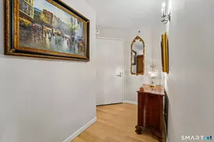 25 Forest St, Stamford, CT 06901 - Photo 2