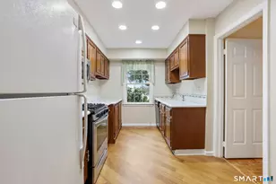 33 Talbot Ln, Greenwich, CT 06830 - Photo 4