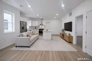 16 Arch St, Waterbury, CT 06710 - Photo 2