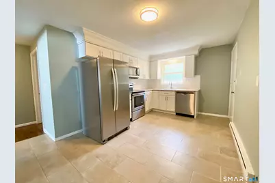 24 College Street #6, Clinton, CT 06413 - Photo 2