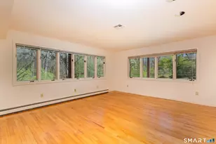 155 Labbance Ln, Fairfield, CT 06824 - Photo 32