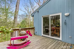 54 Rock Hill Rd, Woodbridge, CT 06525 - Photo 32