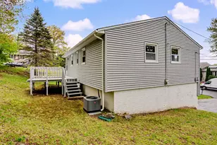 11 Hale Dr, Ansonia, CT 06401 - Photo 30
