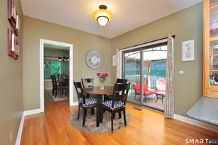98 Old Farms Rd, Glastonbury, CT 06073 - Photo 10