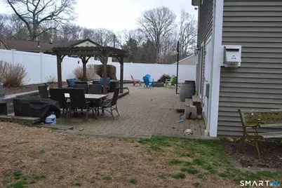 571 Old Colchester Road, Montville, CT 06382 - Photo 6