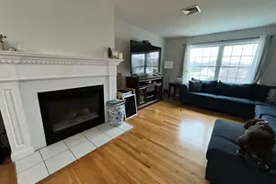 39 Asia Cir, Bridgeport, CT 06610 - Photo 8
