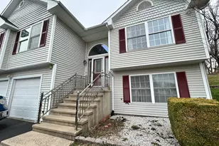 39 Asia Cir, Bridgeport, CT 06610 - Photo 32