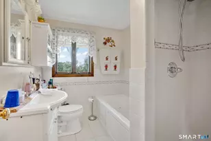 3 Riviera Dr, Enfield, CT 06082 - Photo 12