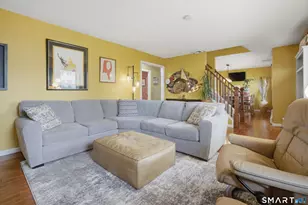 35 Kimberly Dr, Enfield, CT 06082 - Photo 4
