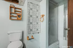 143 S New Rd, Hamden, CT 06518 - Photo 24