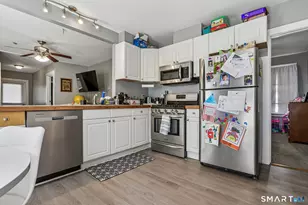 91 N Orchard St, Wallingford, CT 06492 - Photo 8