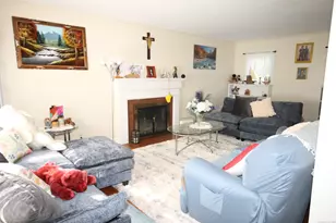 52 Gail Dr, Waterbury, CT 06704 - Photo 4