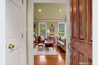 42 Cannondale Road, Weston, CT 06883 - Photo 4