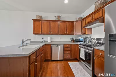 323 Sterling Drive #323, Newington, CT 06111 - Photo 4
