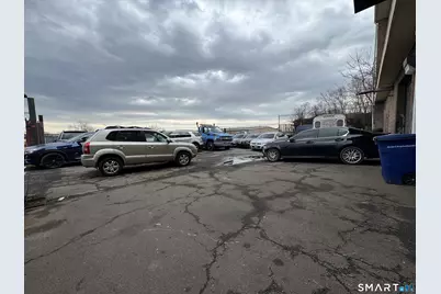 241 Ledyard Street #B8, Hartford, CT 06114 - Photo 2