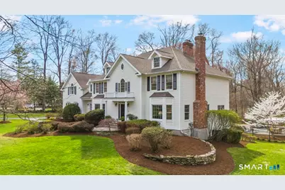 8 Maplewood Lane, Wilton, CT 06897 - Photo 2