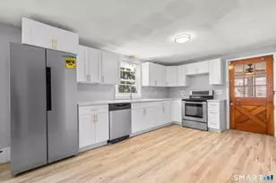 44 Garden St, Meriden, CT 06451 - Photo 12