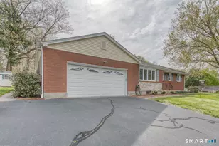 1 Gloria Heights, Portland, CT 06480 - Photo 2