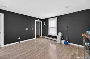 67 Peck St, Norwich, CT 06360 - Photo 8