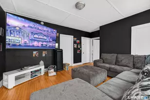 67 Peck St, Norwich, CT 06360 - Photo 6