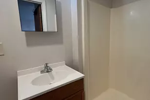 261 Broad St, Meriden, CT 06450 - Photo 4