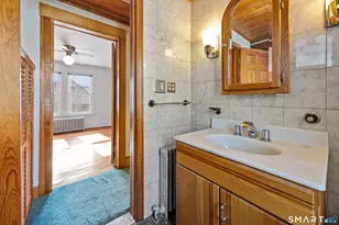 88 Cynthia St, Waterbury, CT 06708 - Photo 24