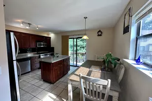 15 Crest St, West Haven, CT 06516 - Photo 2